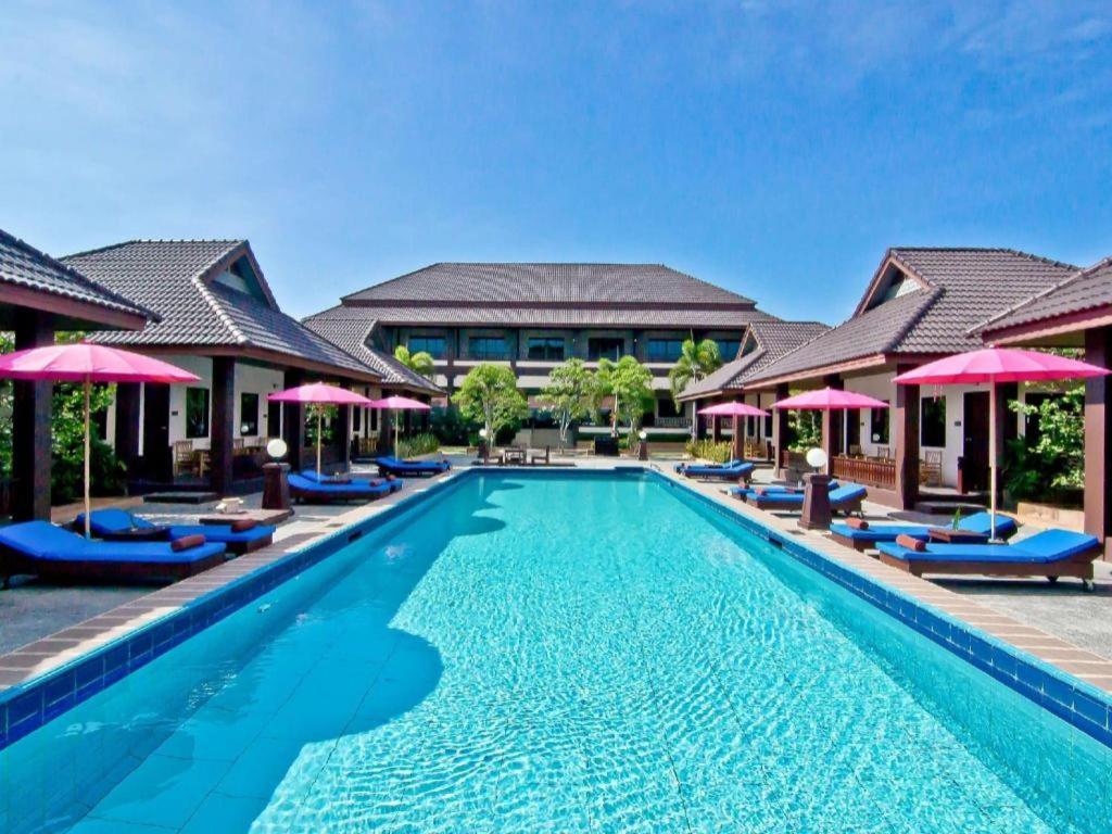 Rose Bay Resort Pattaya Extérieur photo